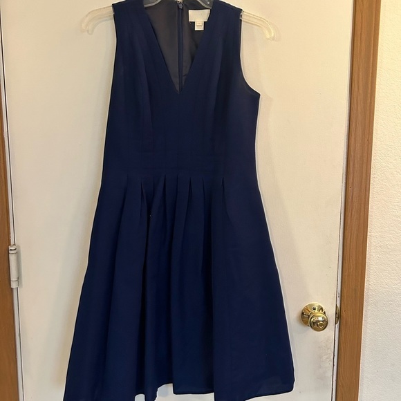 J. Crew Dresses | J. Crew Navy Blue Pleated Fit And Flare V Neck Dress...size 8 - Picture 2 of 8